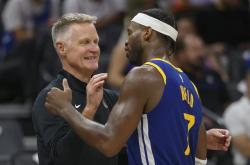 雷速体育-包含勇士逆袭胜鹈鹕，第四节逆转展现团队实力的词条