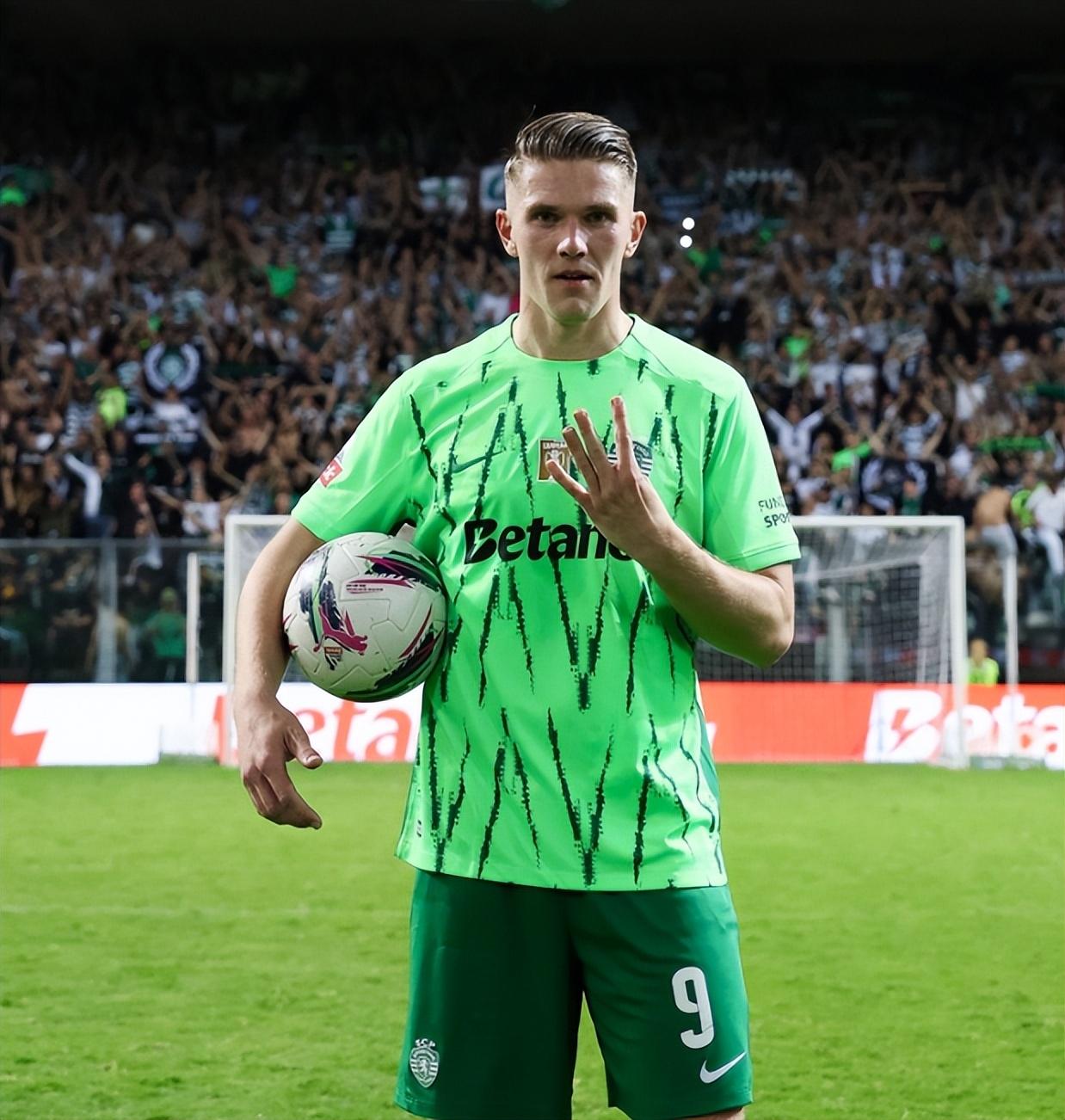 瑞典队凭借进球优势晋级,实力备受认可 瑞典队凭借进球优势晋级,实力备受认可