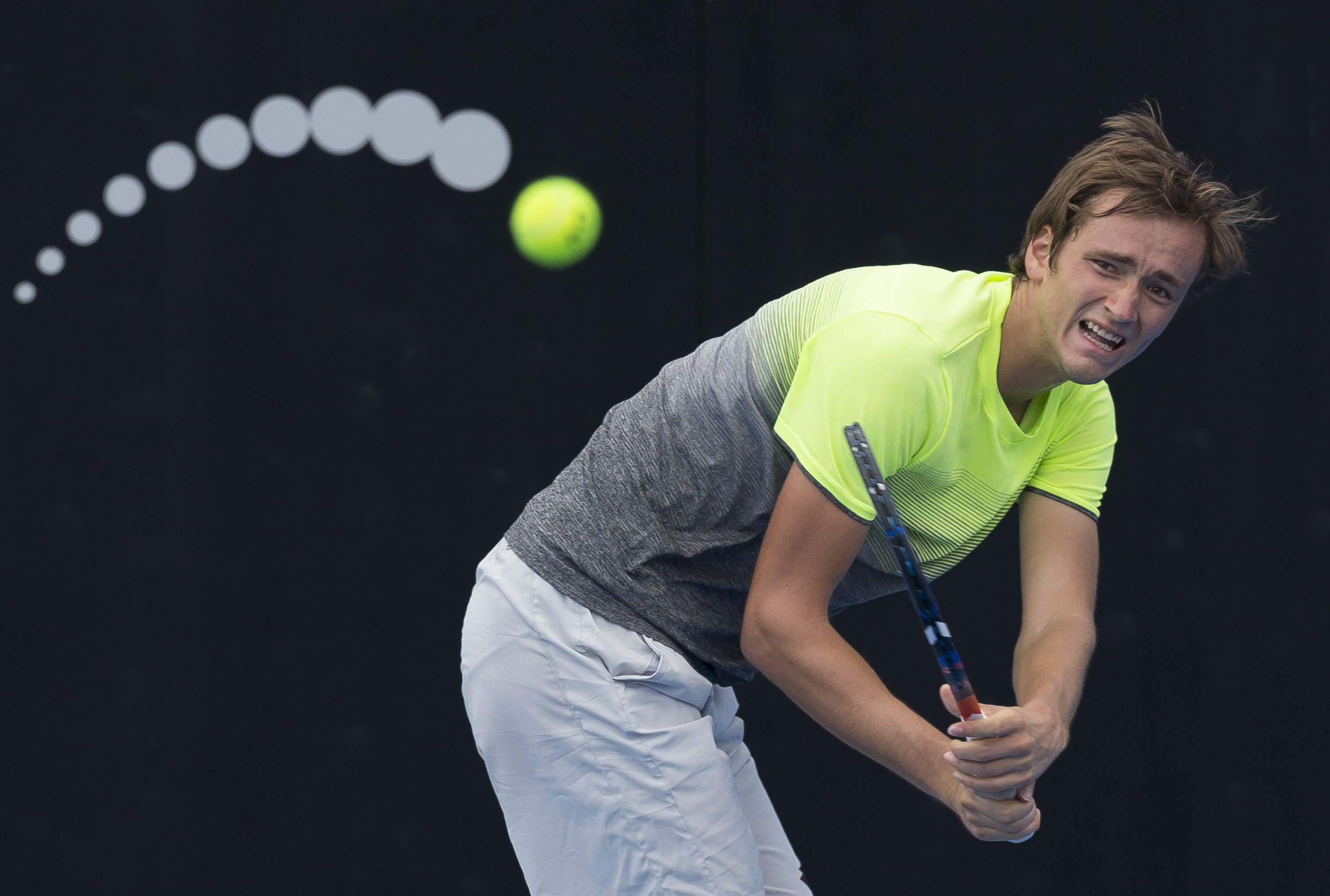 法国网球队爆冷澳大利亚网球队,梅德韦杰夫关键制胜的简单介绍 法国网球队爆冷澳大利亚网球队,梅德韦杰夫关键制胜的简单介绍