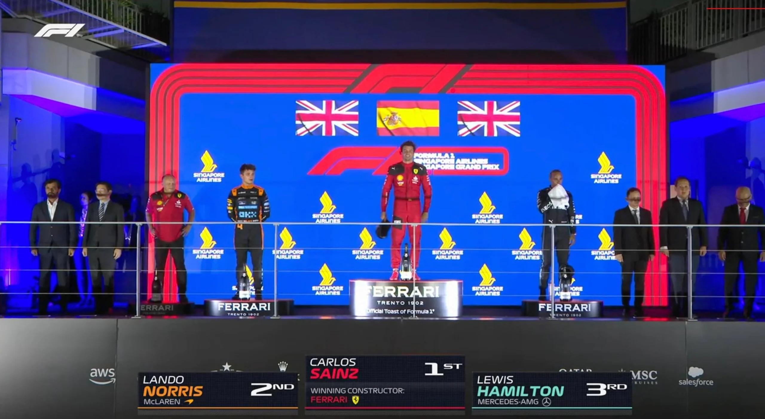 关于迈凯伦碾压红牛二队,汉密尔顿惊艳四座的信息 关于迈凯伦碾压红牛二队,汉密尔顿惊艳四座的信息