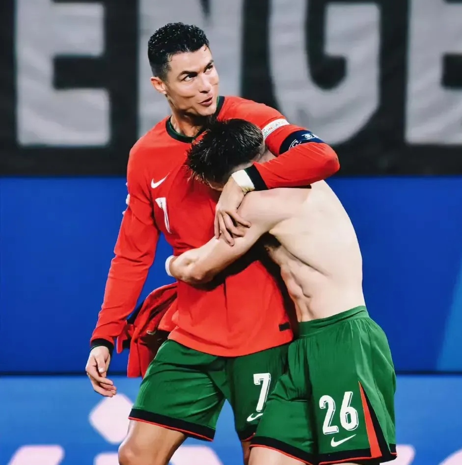 关于葡萄牙翻盘克罗地亚,萨拉赫扛起全队的信息 关于葡萄牙翻盘克罗地亚,萨拉赫扛起全队的信息