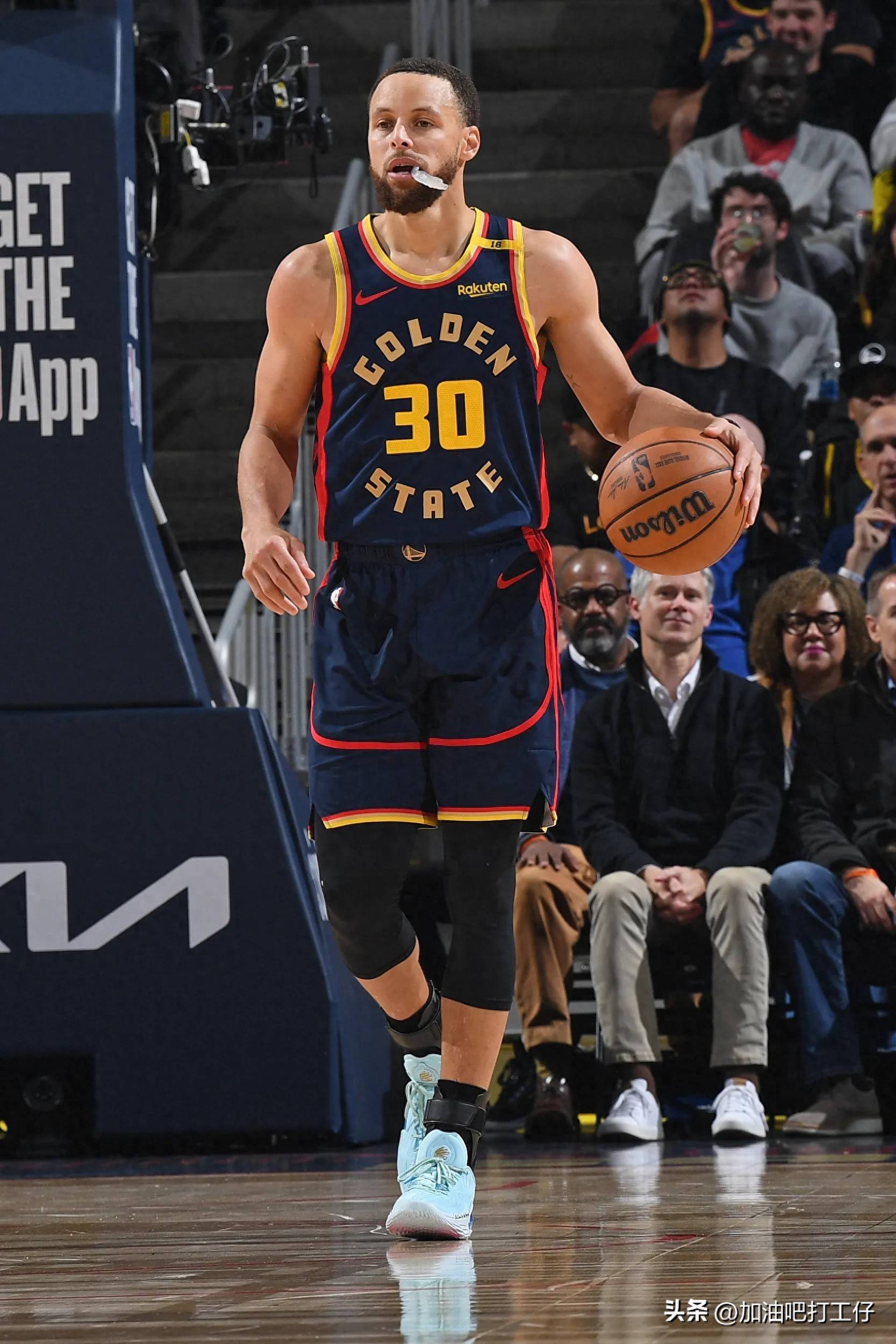 包含鹈鹕力克湖人，库里点燃赛场的词条