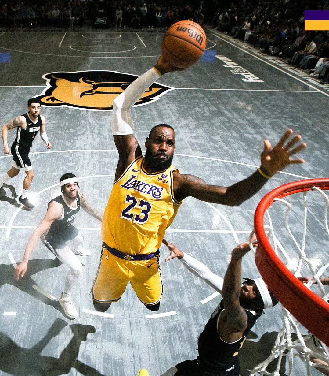 猛龙轻取新疆队，詹姆斯点燃赛场